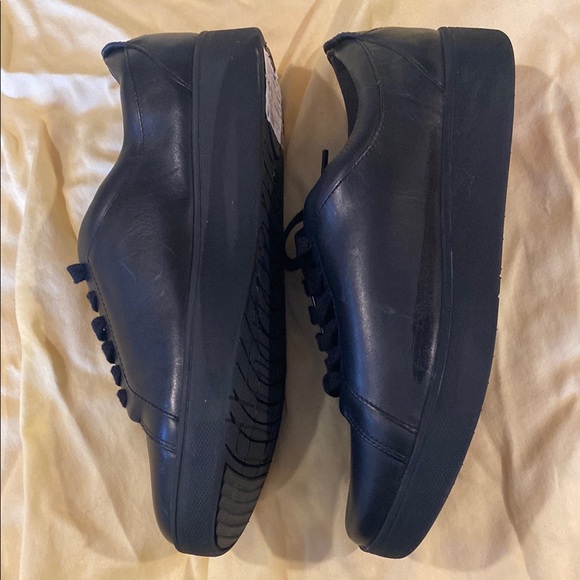 Fitflop Black Flats Minimalist Comfort rally sneaker - Picture 11 of 16